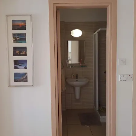 Coralli Stylish 1 Bedroom Lägenhet