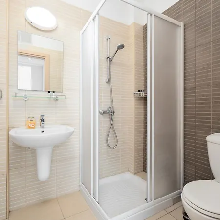 Coralli Stylish 1 Bedroom Lägenhet